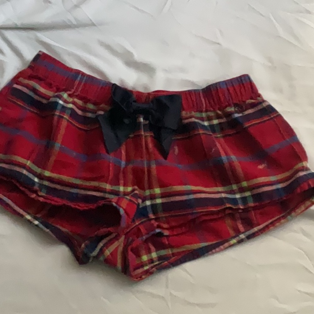 abercrombie cute mini plaid shorts
